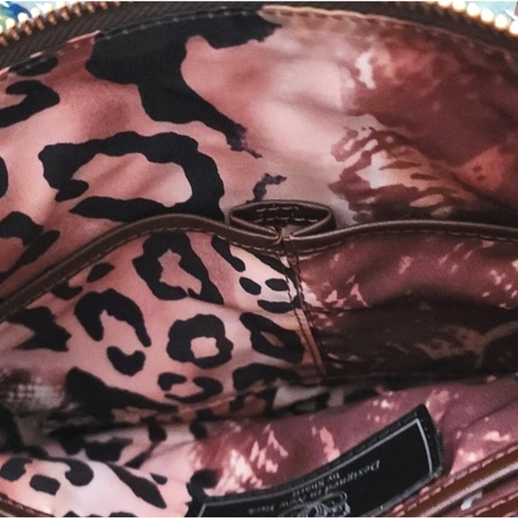 Sharif designed in NY handbag crossbody Gold tone a beautiful bag GUC - Picture 4 of 5